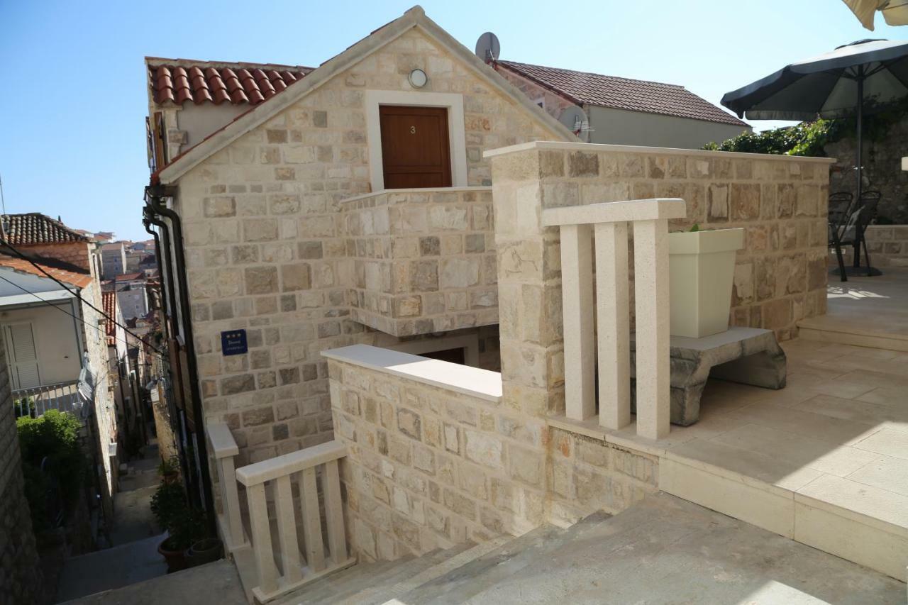 Apartments Lea Hvar Town Bagian luar foto